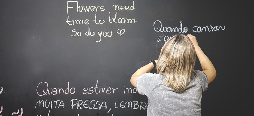 Como auxiliar o seu filho a decorar textos para ser modelo